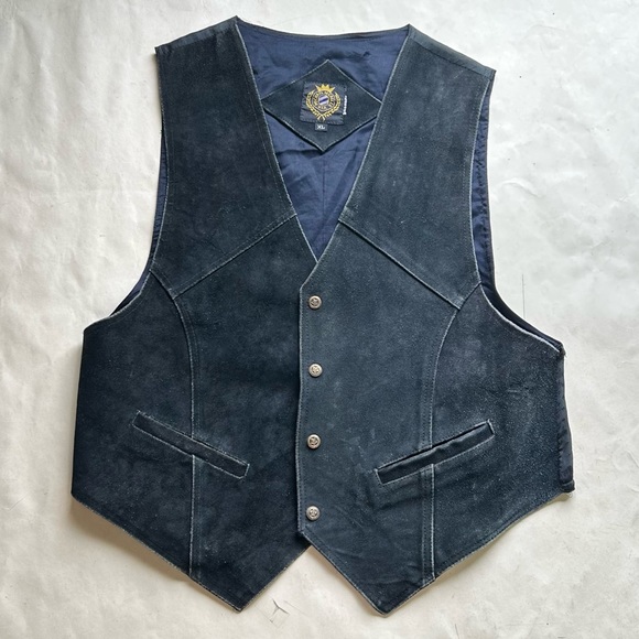 Vintage men’s suede vest, biker style with heavy snap buttons up front opening - Picture 1 of 7